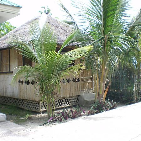 The Wave Beach Resort Kalibo Exterior foto